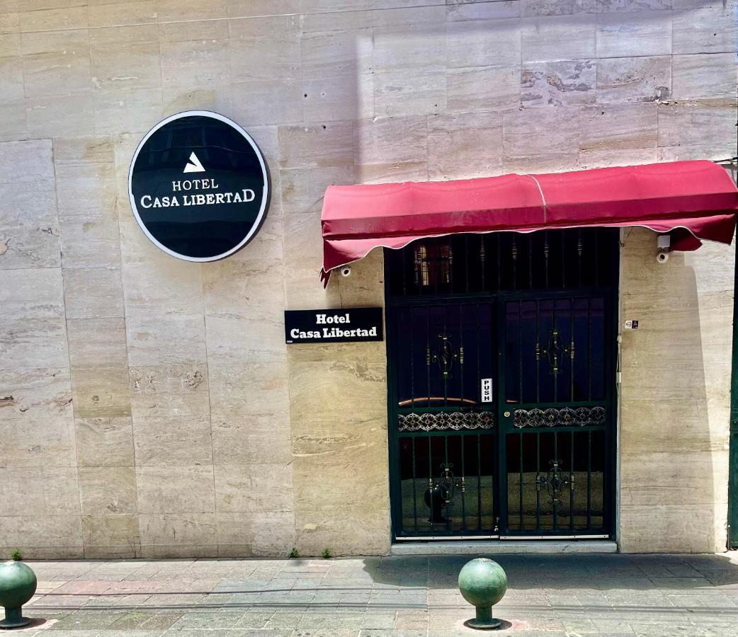 Hotel Libertad At Historic Main Street Санто Доминго Екстериор снимка