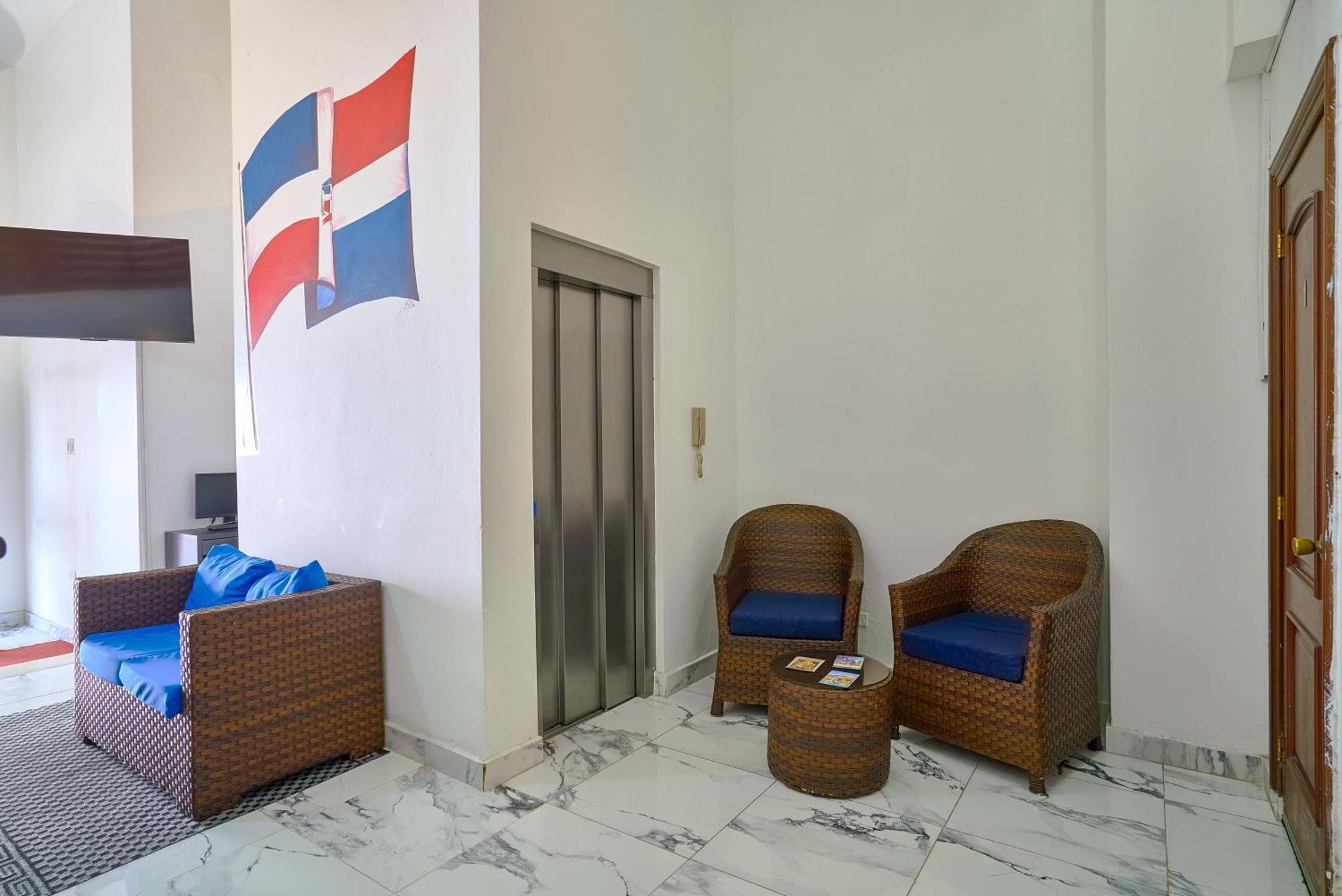 Hotel Libertad At Historic Main Street Санто Доминго Екстериор снимка